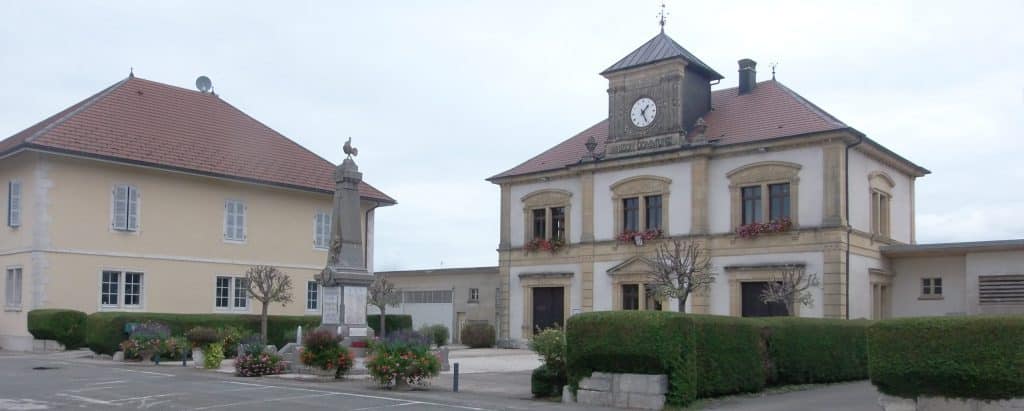 Mairie et école Goux